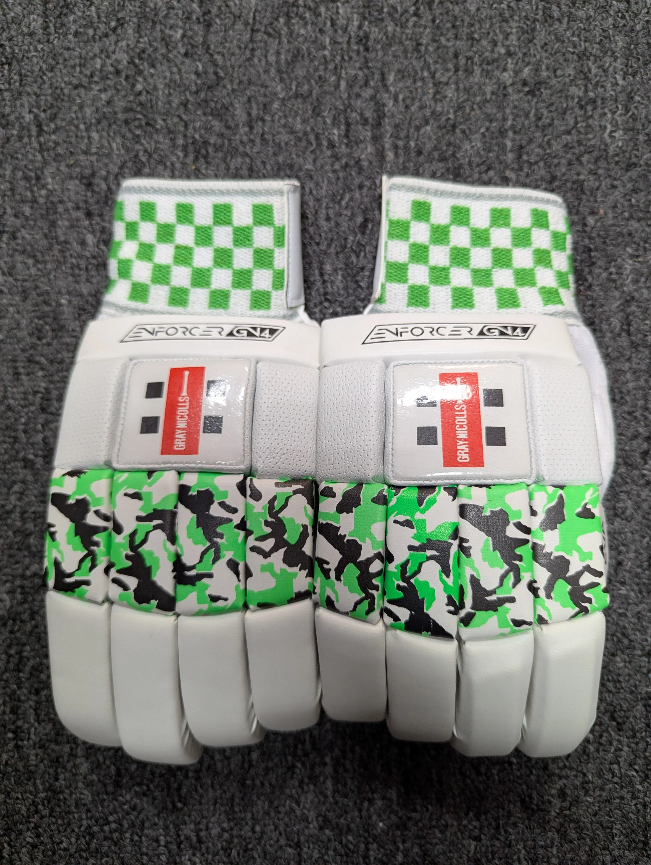 GN 4 Enforcer Adults Batting Gloves_67919c1d41699.webp